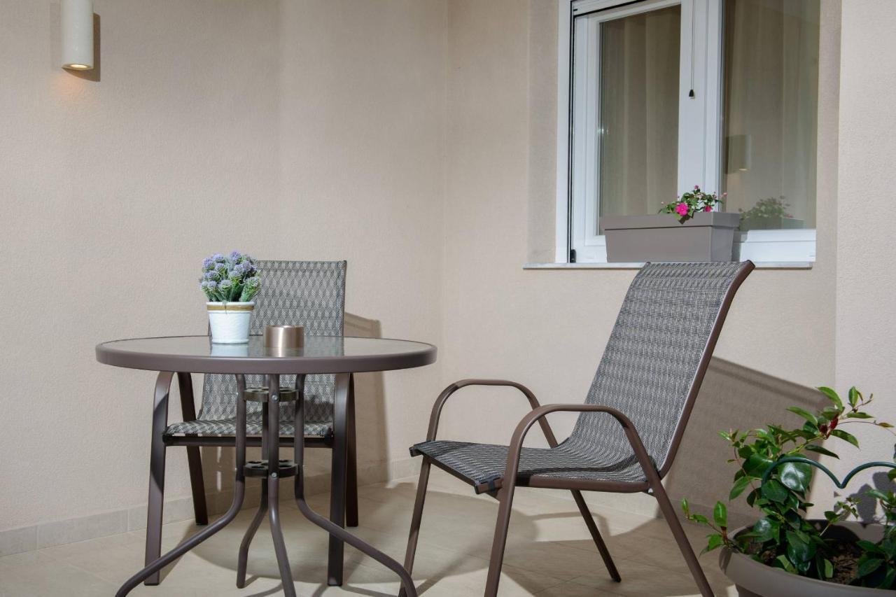 Alfa Boutique Hotel Kinira  ภายนอก รูปภาพ